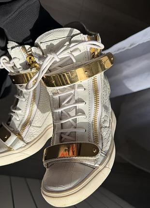 Giuseppe zanotti снікерси