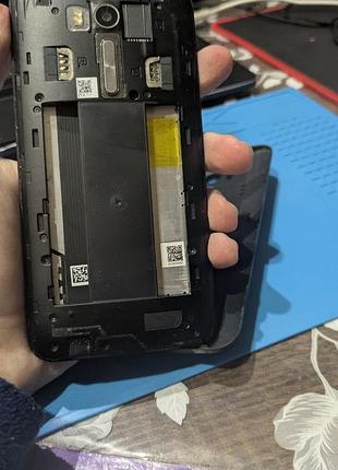 Смартфони та мобільні телефони asus zenfone go
