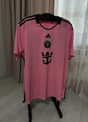 Чоловіча футбольна футболка  adidas інтер маямі мессі №10, рожева