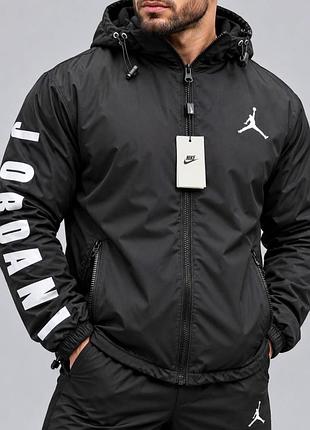 Чоловіча спортивна демісезонна двостороння вітровка jordan / nike на осінь.