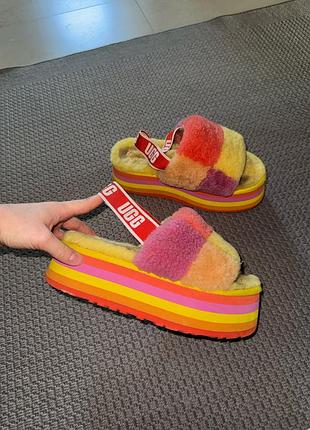 Ugg босоніжки тапочки шльопанці овчина шлепанцы босоножки оригинал оригінал хутряні меховые плюшевые плюшеві платформі платформе