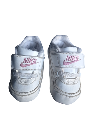 Кроссовки пинетки для самых маленьких nike 17 размер, 8 см