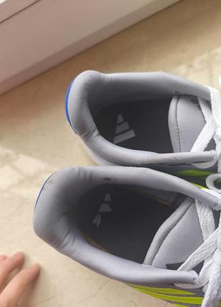 Оригінальні кросівки adidas 5