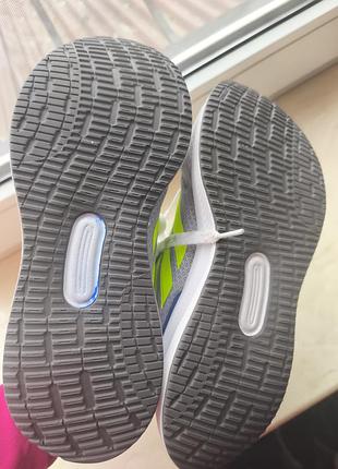 Оригінальні кросівки adidas 3