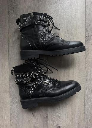 Шкіряні чобітки  zara 2