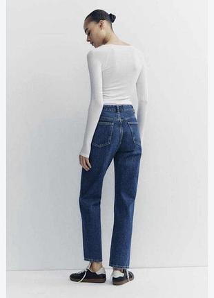 Стильные синие джинсы прямого кроя из zara