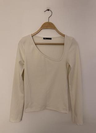 Лонгслів крем zara