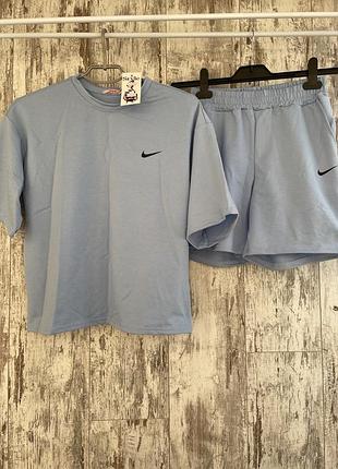 Костюм жіночий nike з шортами та футболкою, блакитний, розмір s-m