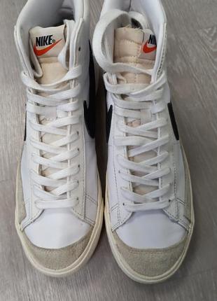 Фирменные кроссовки nike 4