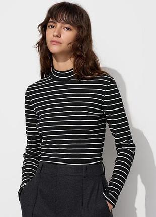 Смугастий бововняний чорний гольф uniqlo у рубчик