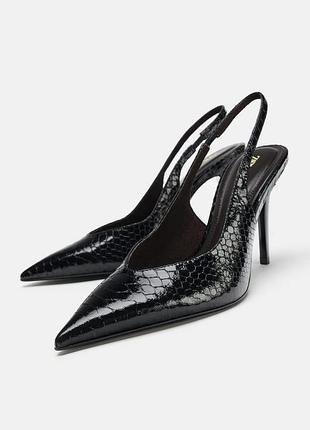 Zara туфлі