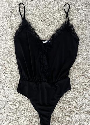 Жіноче боді zara чорне з мереживом