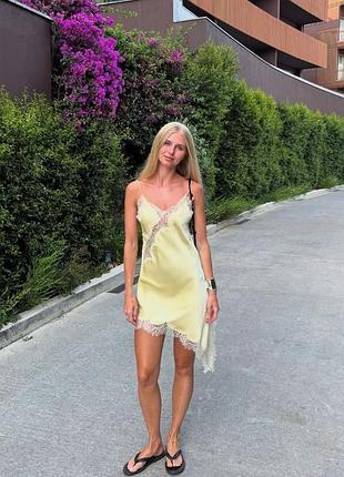 Zara сукня