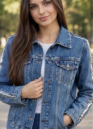 Жіночий джинсовий піджак levi strauss & co. синій з паєтками, розмір m