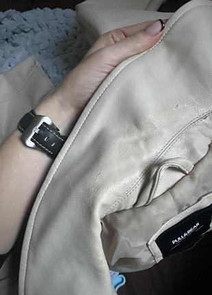 Куртка косуха молочного кольору трендова pull&bear 10