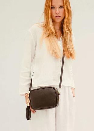 Patch london - черная кожаная сумочка кроссбоди 19 х 14 х 6 см