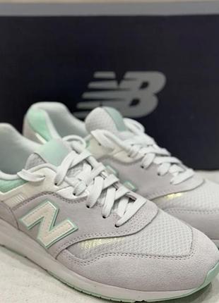 Кросівки жіночі new balance сірі з м'ятним