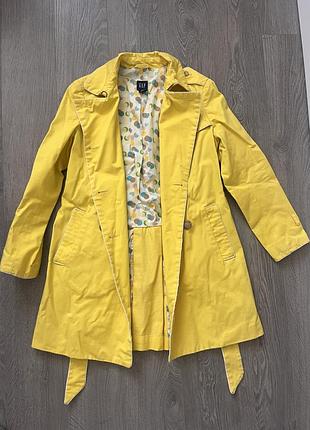 Жовтий короткий плащ gap