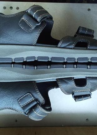 Сандалії clarks 27.5/42.5 бу 5