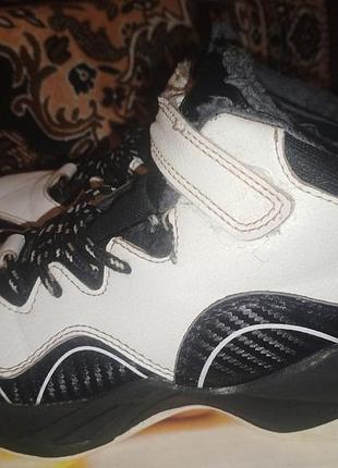 Кроссовки зимние