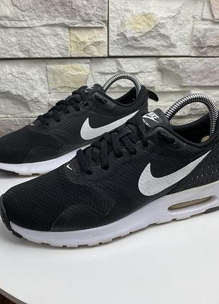 Оригінальні кросівки nike air max tavas