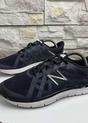 Оригінальні кросівки new balance 811v2
