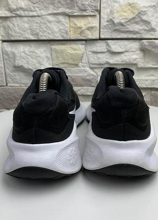 Оригінальні кросівки  nike revolution 7 4