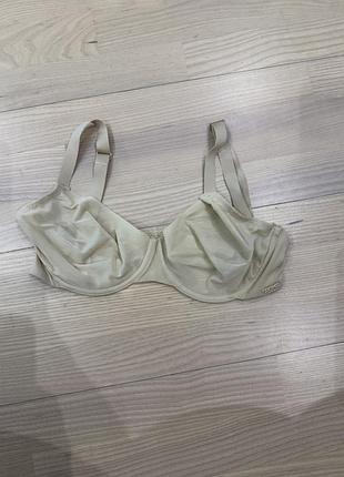 Бюстик skims 32 ddd