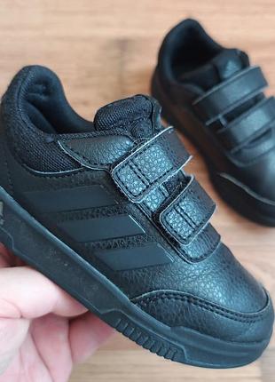Оригинальные adidas p26.5 длина стельки по факту 16.8см