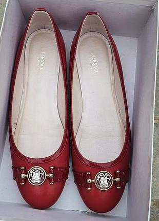 Балетки из кожи versace vanitas. размер 40.