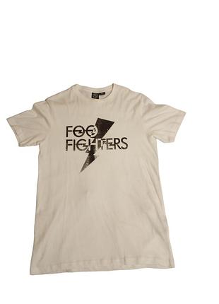 Футболка чоловіча foo fighters з принтом, біла