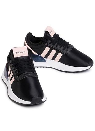 Кросівки жіночі adidas u_path xw