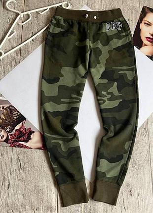 Спортивные штаны gap