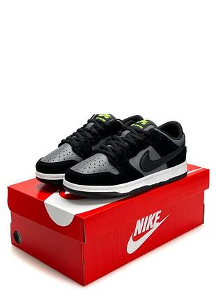 Женские кроссовки nike sb dunk low pro black grey