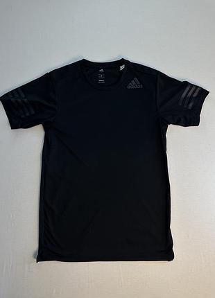 Чоловіча спортивна футболка adidas eur s
