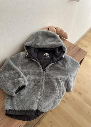 Плюшева еко-шубка з капюшоном zara, р. 128 (8 років)