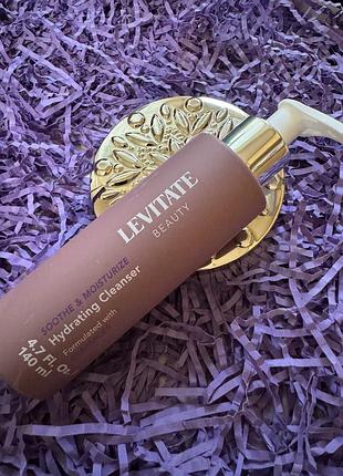Шовковистий крем-гель для щоденного використання levitate hydrating cleanser, 140ml