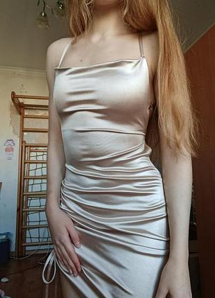 Нежное сатиновое платье мини/вечернее/комбинация с открытой спиной (xs/s)