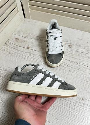 Кросівки adidas campus