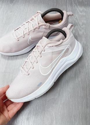 Жіночі кросівки nike 4