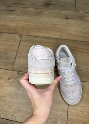 Кросівки рожеві adidas 5