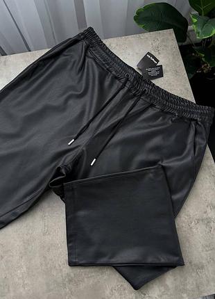 Jogger зі шкірзам s i m p l e be