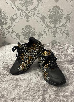 Кросівки skechers