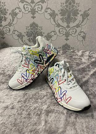 Кросівки skechers