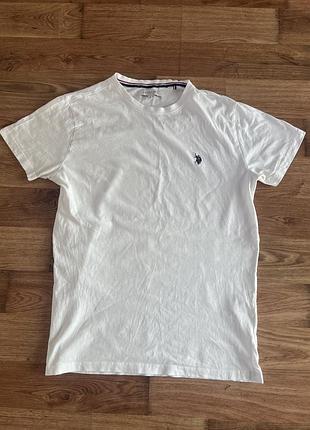 Футболка  u.s. polo assn. класичний дизайн, невеликий логотип на грудях. легка та зручна для повсякденного носіння.