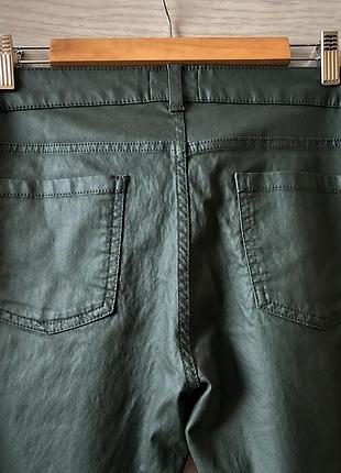 Зелені брюки з напиленням 4