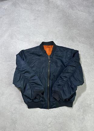 Вінтажний дутий бомбер alpha industries style розмір м