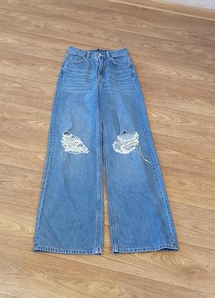 Широкие джинсы палаццо h&amp;m divided с разрезами на коленях (размер 34 / xs)