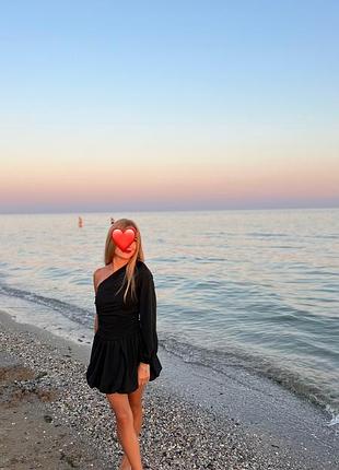 Жіноча модна міні-сукня на одне плече