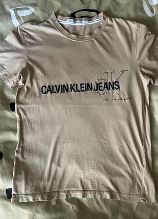 Футболка жіноча calvin klein jeans бежева